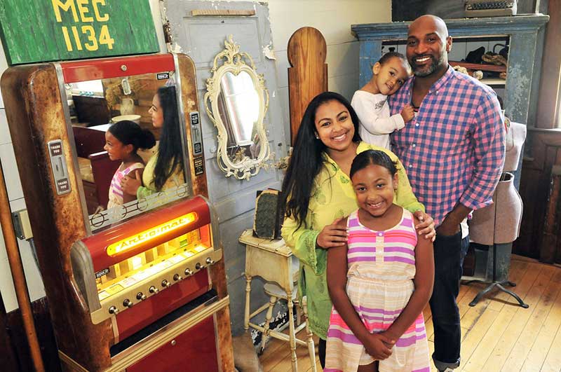 Duran Searles ’99 and former Annual Fund Director Kristy Searles Give Life to Repurposed Furniture