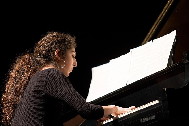 Margaux Vellucci on the piano