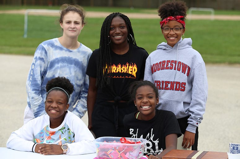 Middle School Students Raise Funds for Charity at 2019 Service Fair